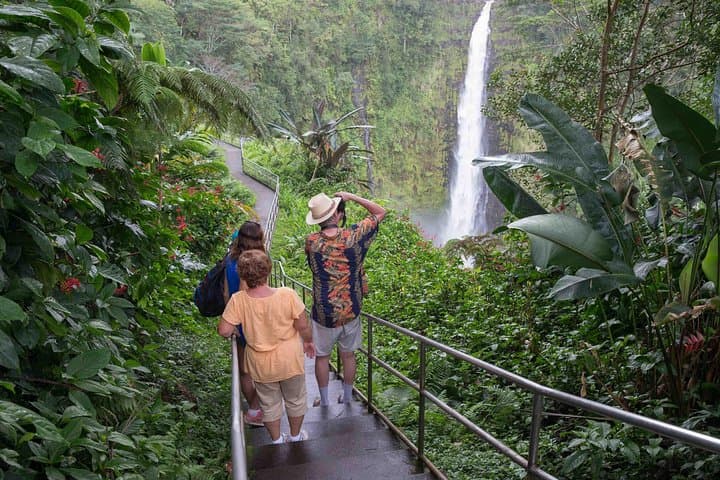 Big Island in a Day: Volcanoes, Black Sand Beaches & Waterfalls from Kona photo 2