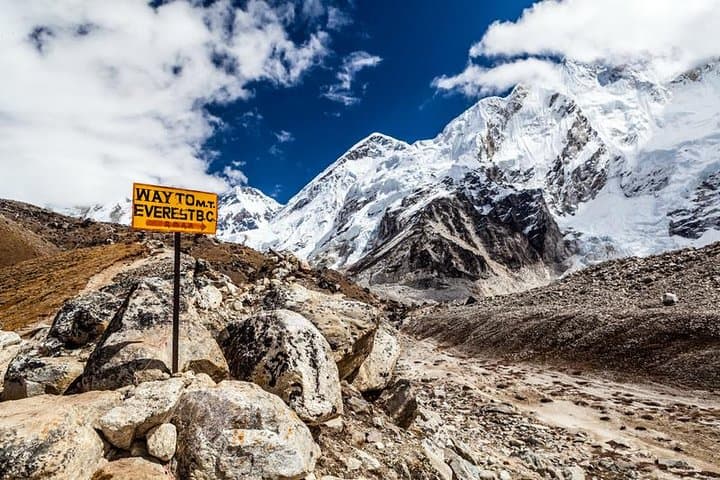 Everest Base Camp Trek with Lukla Flight and 5-Star Kathmandu Stay