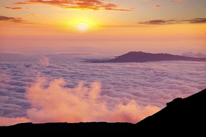 Haleakala Sunrise Tour with Breakfast — Summit Sunrise, Crater Views & West-Side Pickup photo 2