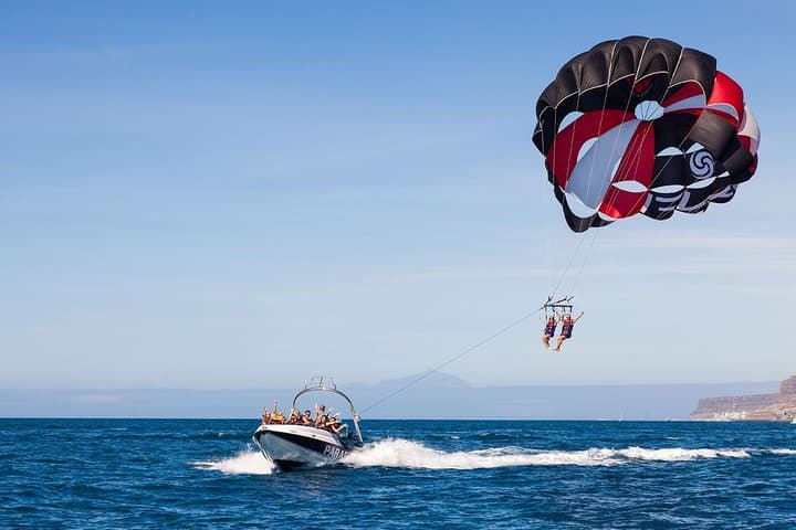 Parasailing Over Konyaaltı Beach — 10–15 Minute Adrenaline Flight in Antalya photo 2