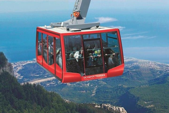 Tahtali (Olympos) Cable Car: 2365m Summit Ride from Kemer