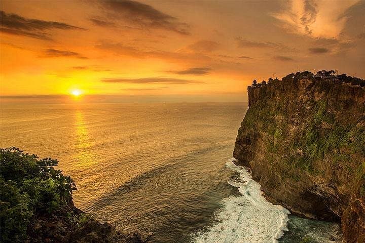 Uluwatu Temple, Padang-Padang & Single Fin: Private Full-Day Coastal Tour photo 2