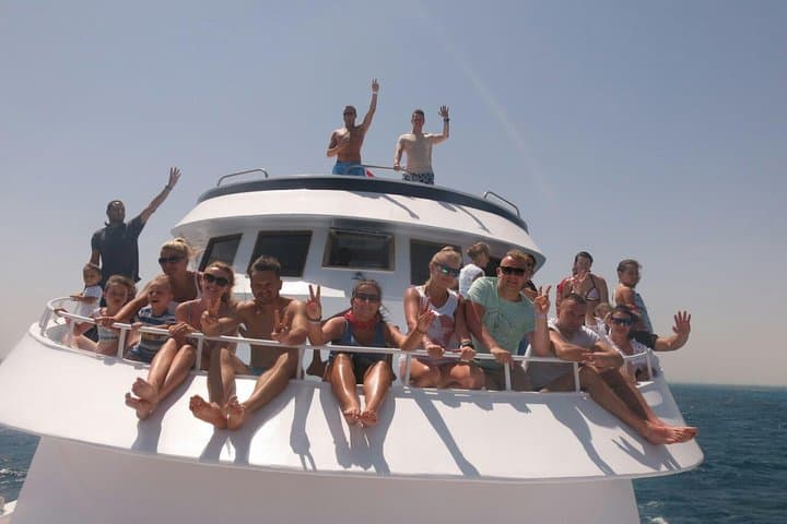 Paradise Island Full-Day Snorkeling Trip from Hurghada