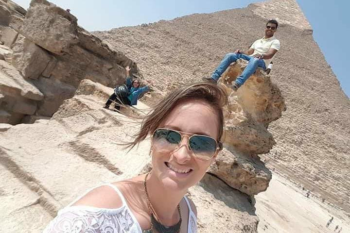 Cairo Layover: Giza Pyramids, Coptic & Islamic Cairo + Nile Dinner Cruise