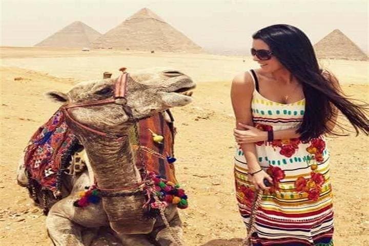 Full-Day Giza Pyramids & Egyptian Museum Private Tour with Camel Ride