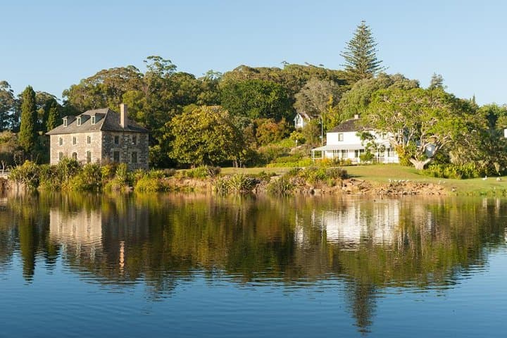 Historic Kerikeri Shore Excursion: Stone Store, Rainbow Falls & Lunch at The Plough & Feather