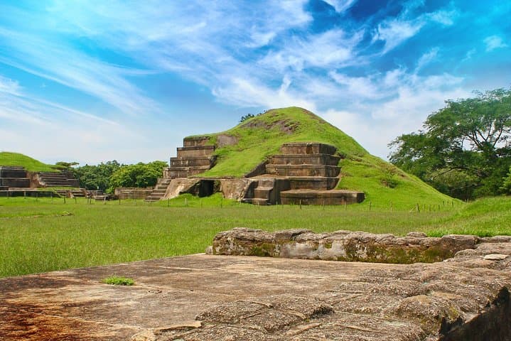 Maya Route Tour: Joya de Cerén, Tazumal & San Andrés Day Tour from San Salvador