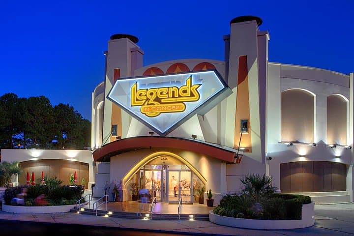 Myrtle Beach Holiday Tribute Night — Legends in Concert at Broadway at the Beach photo 2