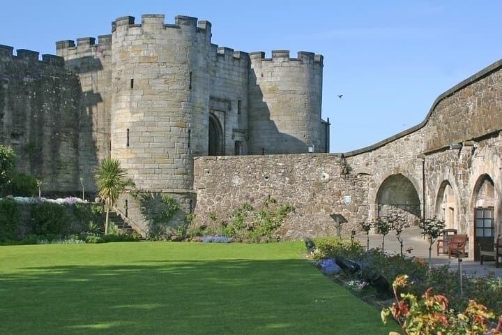 Stirling, Whisky Distillery & St Andrews Day Trip from Edinburgh (Spanish Guide) photo 2