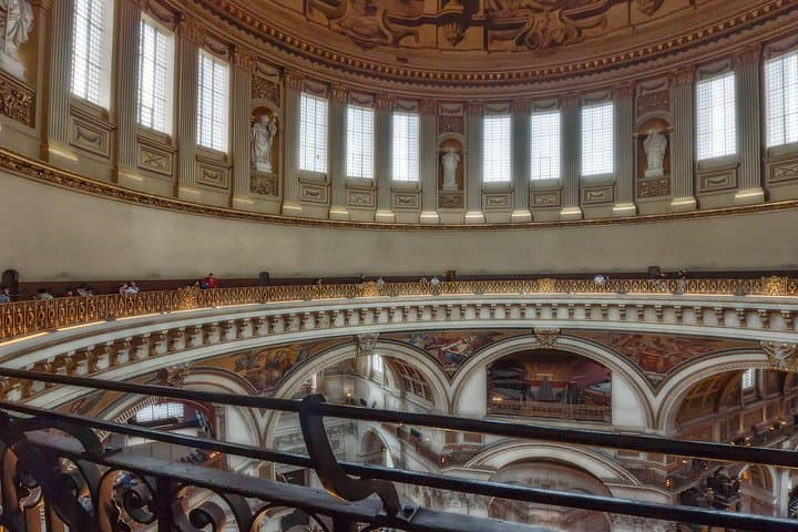 Inside St Paul's Cathedral: Dome Views, Whispering Gallery & Crypt Tour photo 3