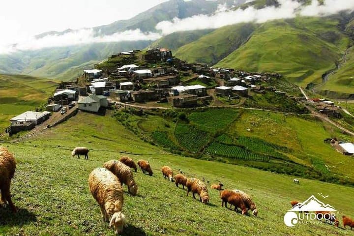 Khinalig to Gleykhudat: Day Hike Through Azerbaijan’s High Caucasus photo 2