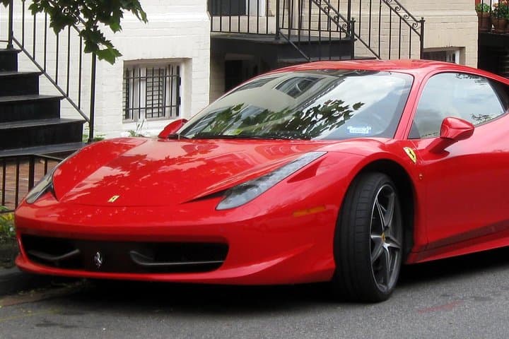Drive the Ferrari 488 Spider in Maranello: F1-Inspired Test Drive & Simulator