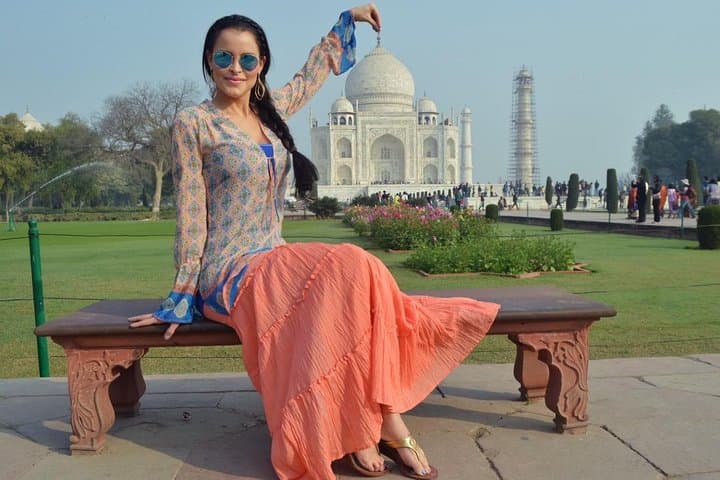 Same-Day Taj Mahal Tour from Delhi: Agra's Mughal Masterpieces in a Day