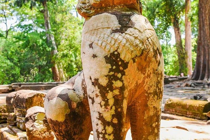 Private Full-Day Angkor Temple Tour with Sunset at Pre Rup and Lunch photo 2