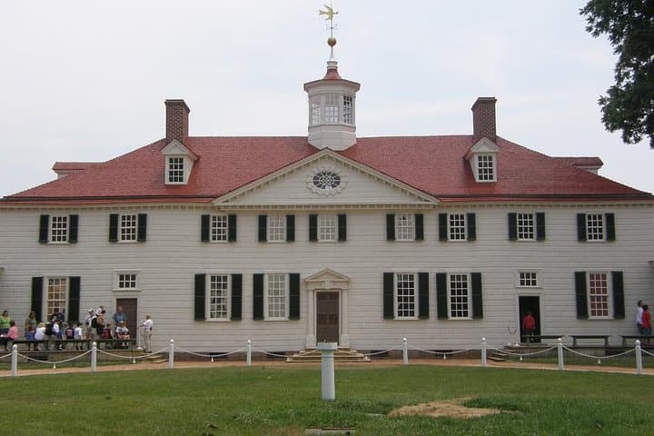 Private Mount Vernon and Arlington Cemetery Tour — Washington DC Historical Guided Day Trip photo 1