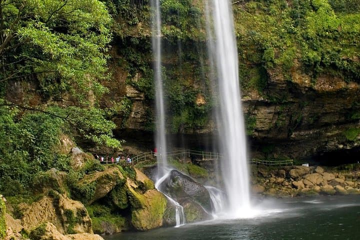 Palenque’s Ancient Ruins and the Blue Falls: Misol‑Ha & Agua Azul Full‑Day Tour photo 2