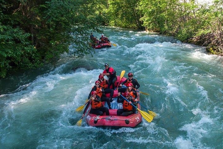 Whistler Green River Whitewater Rafting: Family-Friendly Class II–III Rapids photo 2