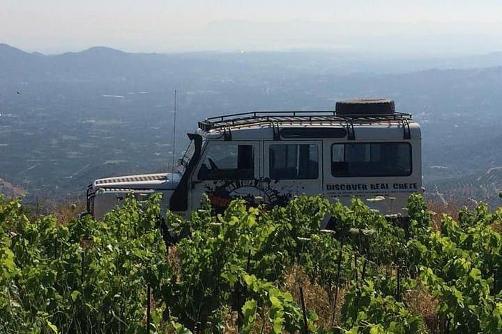 White Mountains Jeep Safari: Chania 4x4 Tour to Mitato & Therisso photo 1