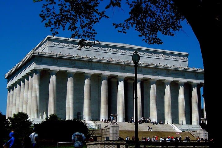 Explore Washington DC in a Day: Iconic Monuments and Potomac River Cruise photo 5