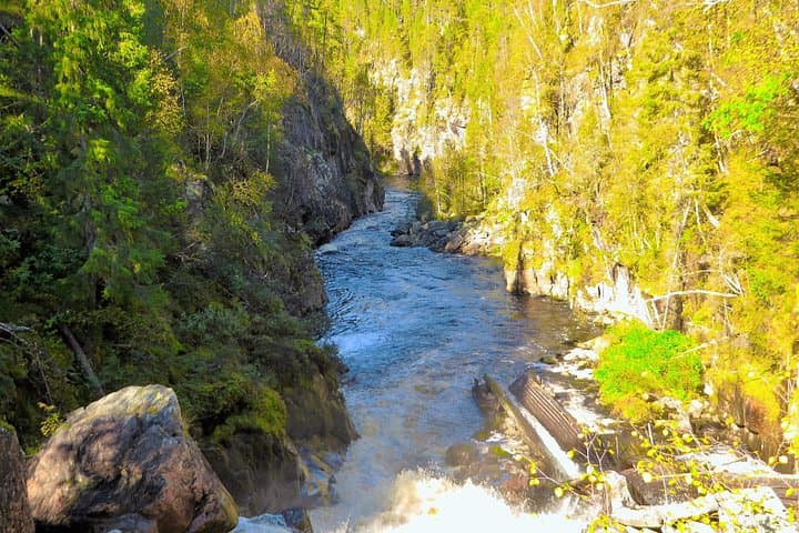 Explore Korouoma Canyon and Auttiköngäs Waterfall — Day Hike from Rovaniemi photo 2