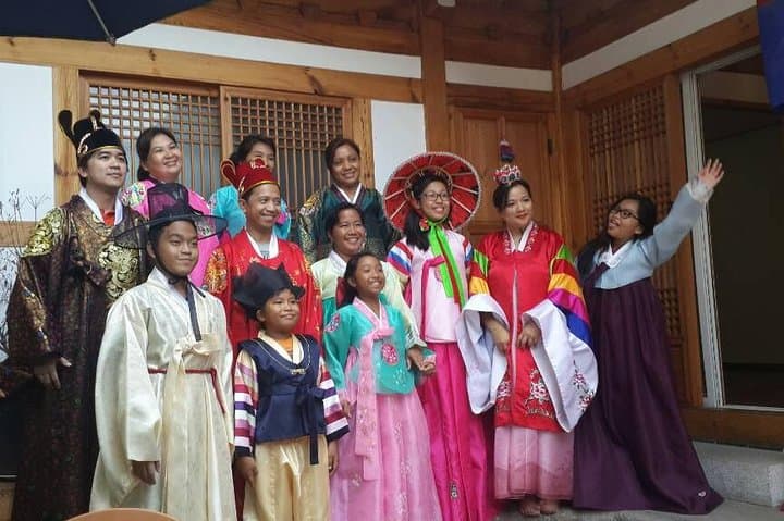 Seoul Kimchi Making, Hanbok & Tea Ceremony: Hands-On Cultural Class photo 2