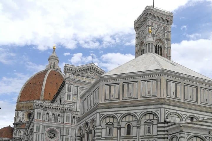 Climb Brunelleschi's Dome: Florence Duomo Walking Tour & Skyline Views photo 2