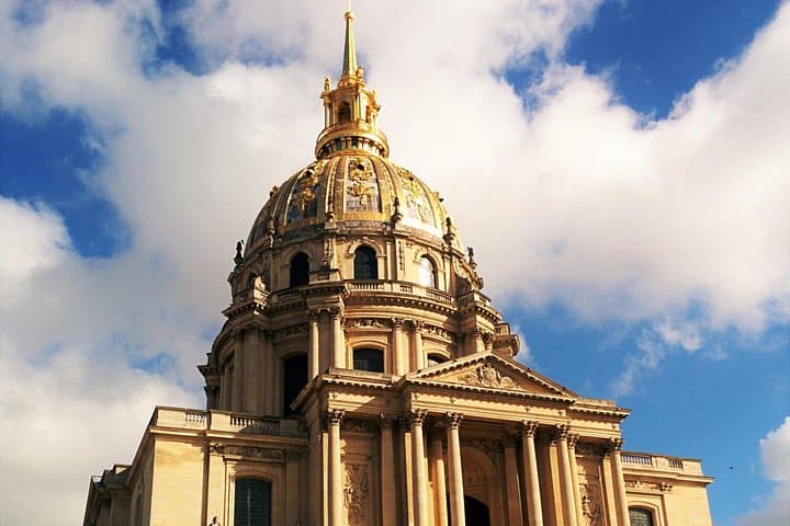 Private Eiffel Tower District Walking Tour: Rodin, Invalides & Parisian Food Tastings photo 1