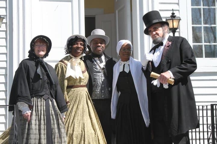 Niagara Falls Underground Railroad Heritage Tour — Falls, Fortitude & Local History photo 2