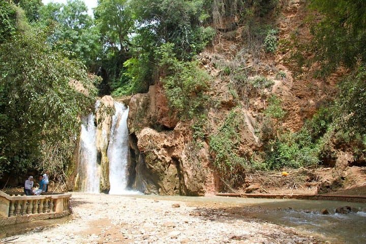 Day Trip to Sefrou and Bhalil: Waterfalls, Cave Dwellings & Berber Culture from Fez