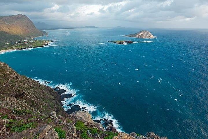 Ultimate Pearl Harbor Circle Island: Full-Day Guided Oahu History and Coast Tour photo 3