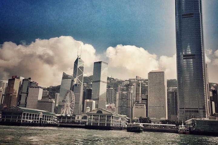 Private Hong Kong Walking Tour for First-Timers: Peak Tram, Star Ferry & Local Eats photo 2