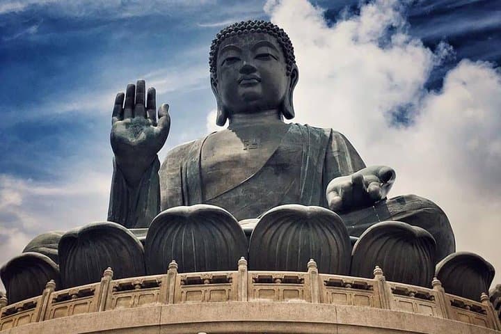 Lantau Island Private Tour: Big Buddha, Ngong Ping & Tai O Village