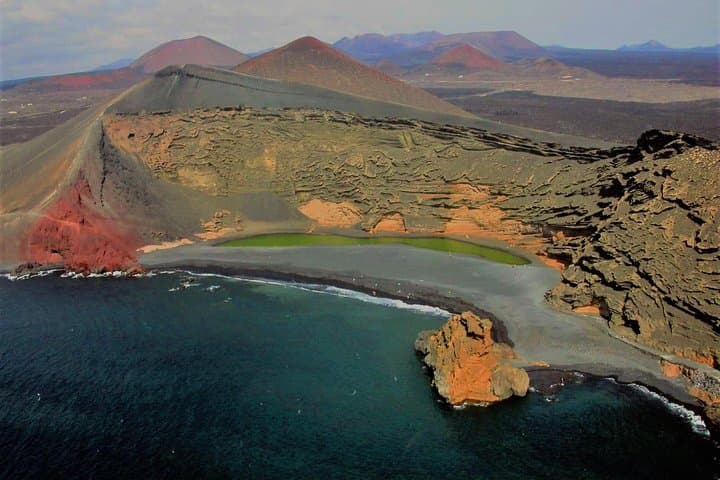 Lanzarote Grand Excursion: Timanfaya Volcanoes, Jameos del Agua & Green Lagoon