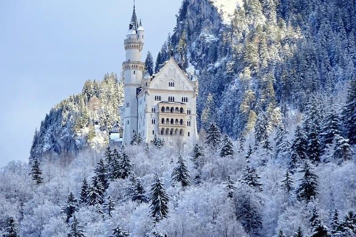 Private Neuschwanstein & Linderhof Day Trip from Munich — Royal Castles and Alpine Views