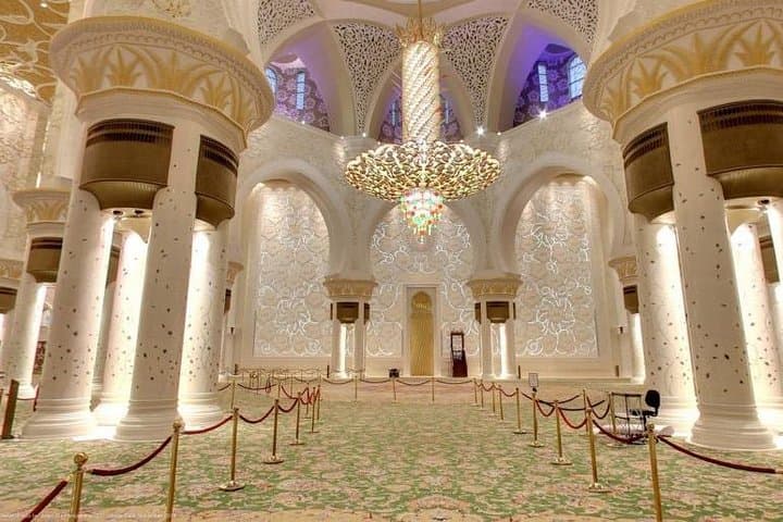 Abu Dhabi Highlights: Sheikh Zayed Grand Mosque, BAPS Mandir & City Tour photo 2