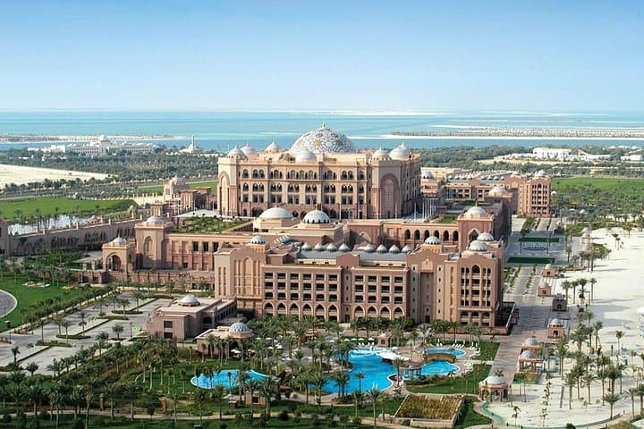 Private Abu Dhabi Full-Day Tour from Dubai: Sheikh Zayed Mosque, Emirates Palace & Yas Island photo 2