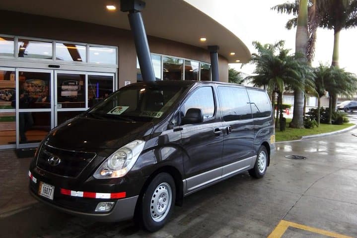 Private Transfer from San José Airport to Los Sueños Marriott, Playa Herradura