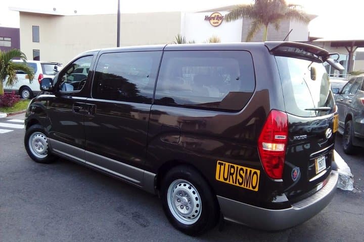 Private One-Way Transfer from San José (SJO) to Hotel Riu Guanacaste photo 3