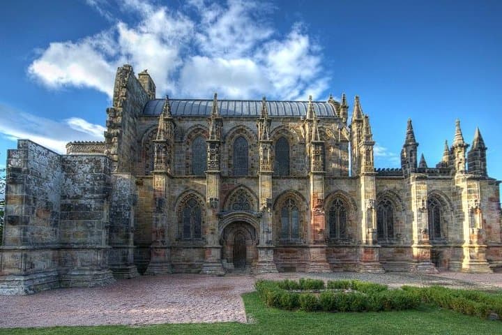 Rosslyn Chapel, Scottish Borders & Glenkinchie Distillery Day Tour from Edinburgh