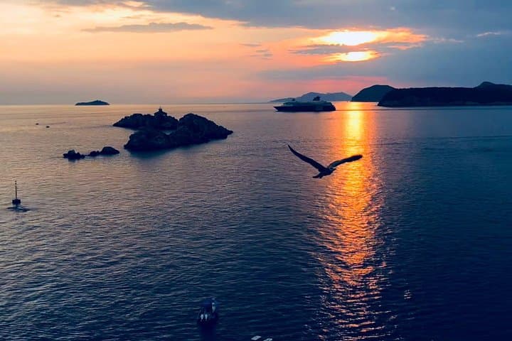 Dubrovnik Sunset Private Speed Boat Tour — Romantic Adriatic Evening Cruise photo 2