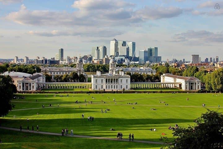 Private Greenwich Walking Tour: Royal & Maritime Highlights with a French Guide photo 2