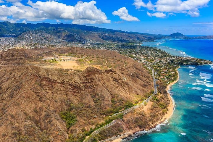 Diamond Head Hike: Self-Guided Summit Tour & Waikiki Views