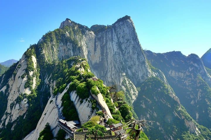 Mount Huashan Day Hike from Xi'an: Cable Car Options, Safety & Practical Tips photo 3