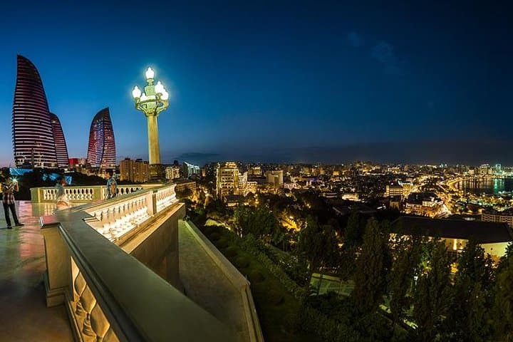 7-Day Luxury Baku Tour: Old City, Gobustan, Mud Volcanoes and Yanar Dag