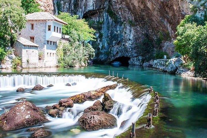 Mostar and Kravice Waterfalls: Private Day Tour from Dubrovnik