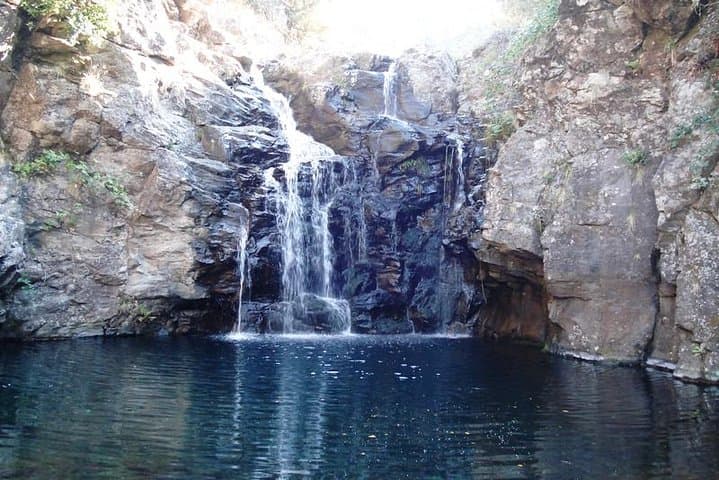 Levada Alecrim: Private Guided Walk to Lagoa Dona Beja and Waterfalls
