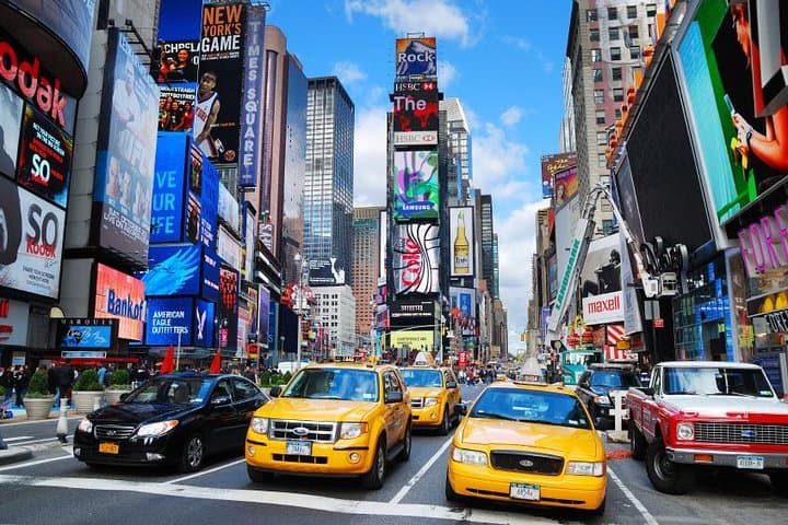 Private NYC SUV & Van Tour — Custom Times Square to 9/11 Memorial photo 3