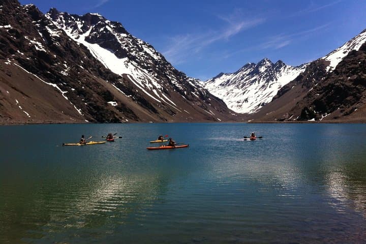 Kayaking Laguna del Inca: High-Altitude Day Trip from Santiago