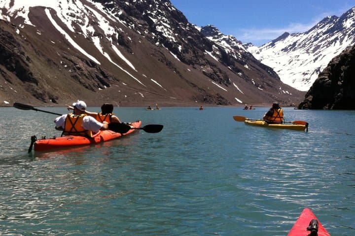 Kayaking Laguna del Inca: High-Altitude Day Trip from Santiago photo 2