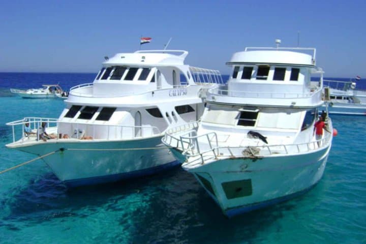 Utopia Island Snorkel Day Trip from Hurghada & Safaga photo 2